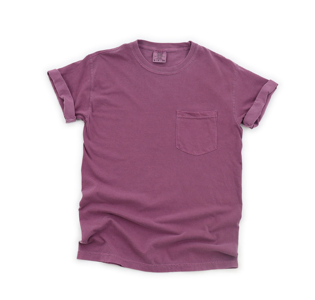 Comfort Color Tshirt With Pocket Embroidered , Oversized Shirt Vintage Color Washed Tshirt Soft Worn Pocket shirt, Trendy Pocket Tee