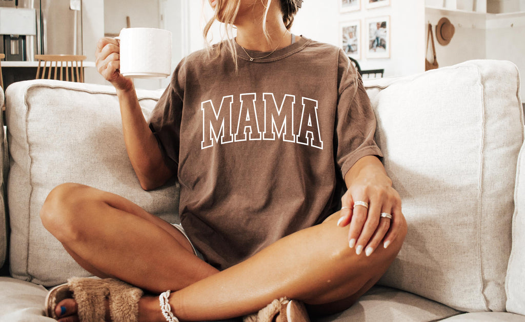 Comfort Colors® Retro Mama Shirt Mothers Day Gift From Daughter for Mom Mama Tshirt For Birthday For Her Baby Shower Christmas