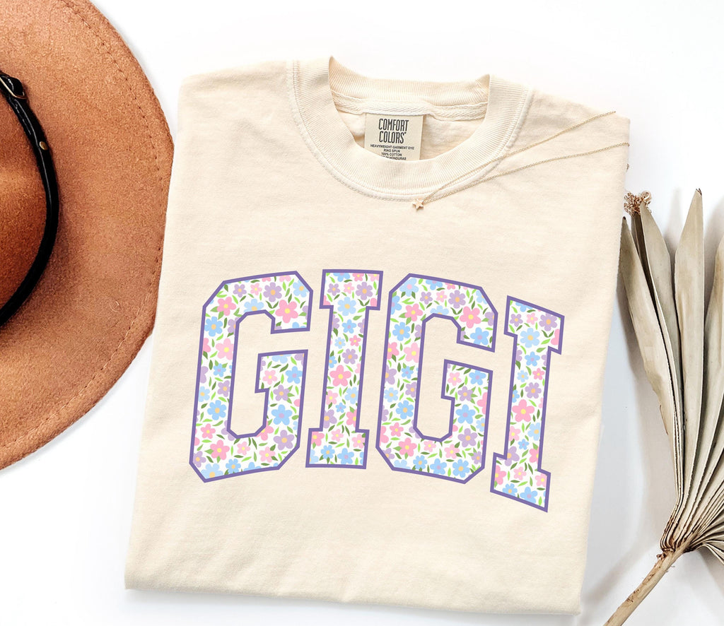 Floral Gigi Shirt, Comfort Colors Gigi Tee, Trendy Grandma Tshirt, Women's Flower Gigi Gift, Spring Pregnancy Reveal, Mother's Day