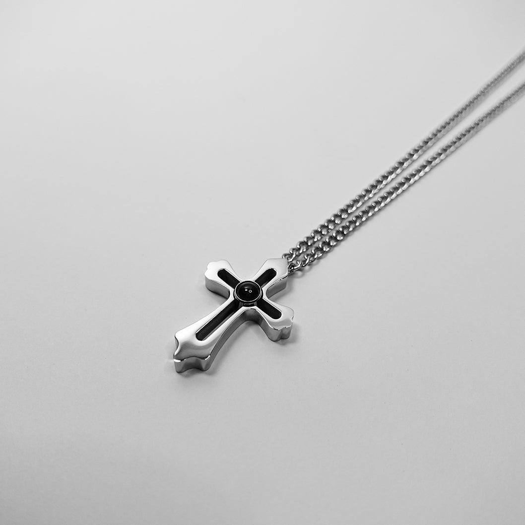 Pendentif Homme – Croix Percée Projection Photo Personnalisée